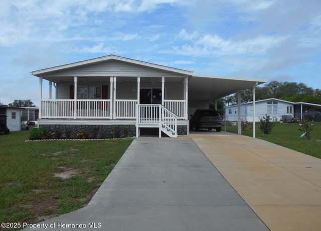 Property at 8399 Fleetway Ave, Brooksville, FL 34613, 2 beds, 2 baths