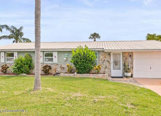 Property at 3408 Crape Myrtle Dr, Hernando Beach, FL 34607, 3 beds, 2 baths