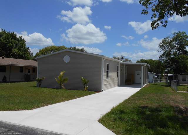 Property at 7496 Morelli Ave, Brooksville, FL 34613, 3 beds, 2 baths