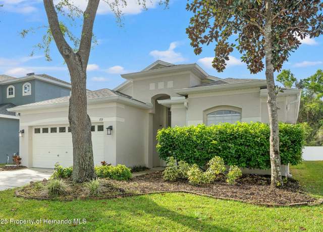 Property at 109 Fairmont Dr, Spring Hill, FL 34609, 3 beds, 2 baths