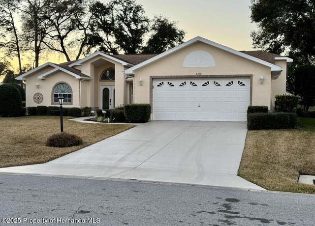 Property at 2300 Whisper Walk Dr, Spring Hill, FL 34609, 3 beds, 2 baths