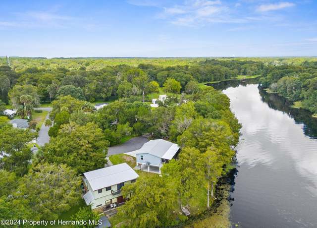 Property at 12312 E Raintree Ct Ct, Inverness, FL 34450, 2 beds, 2 baths