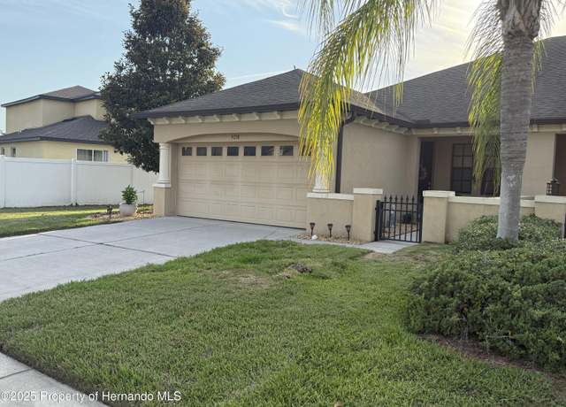 Property at 9238 Southern Charm Cir, Brooksville, FL 34613, 2 beds, 2 baths