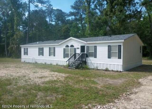 Property at 19225 Whitney Ave, Brooksville, FL 34601, 4 beds, 2 baths