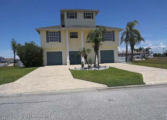 Property at 3519 Cobia Dr, Hernando Beach, FL 34607, 3 beds, 3 baths