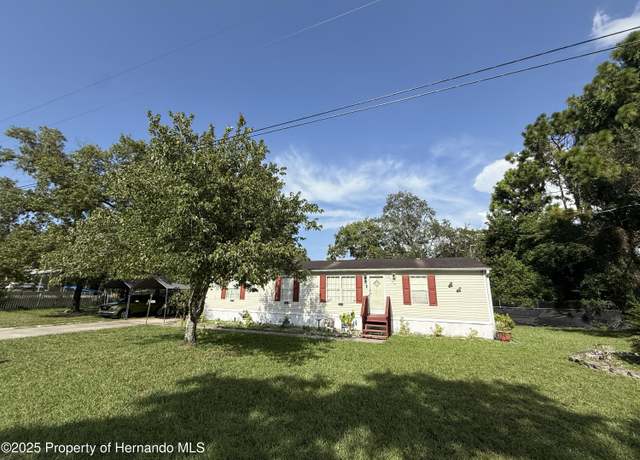 Property at 3382 Fiskway St, Spring Hill, FL 34606, 3 beds, 2 baths