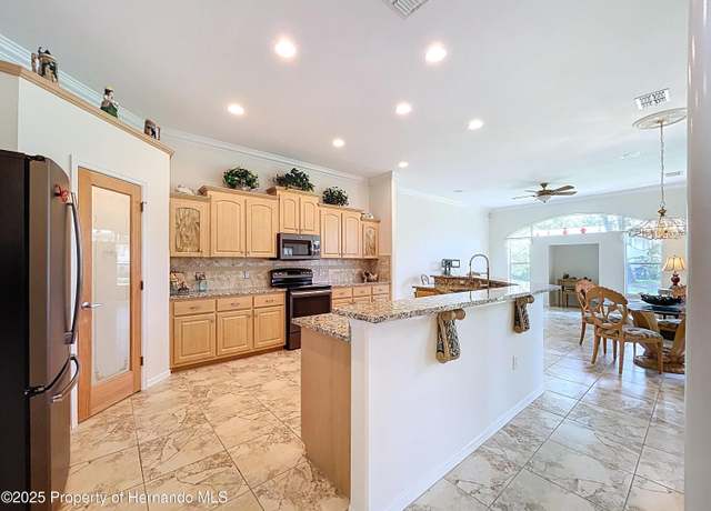 Property at 13417 Whitehaven Ct, Spring Hill, FL 34609, 3 beds, 2 baths