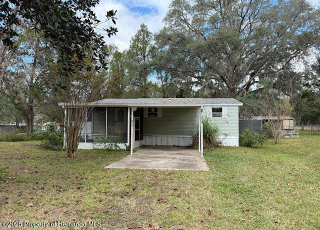 Property at 18149 Evening Star Ave, Brooksville, FL 34604, 2 beds, 2 baths