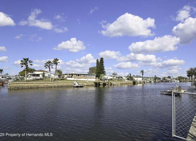 Property at 12527 1st Isle(s), Hudson, FL 34667, 2 beds, 2 baths