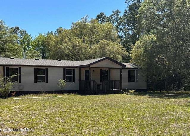Property at 16384 SW 47th St, Ocala, FL 34481, 3 beds, 2 baths