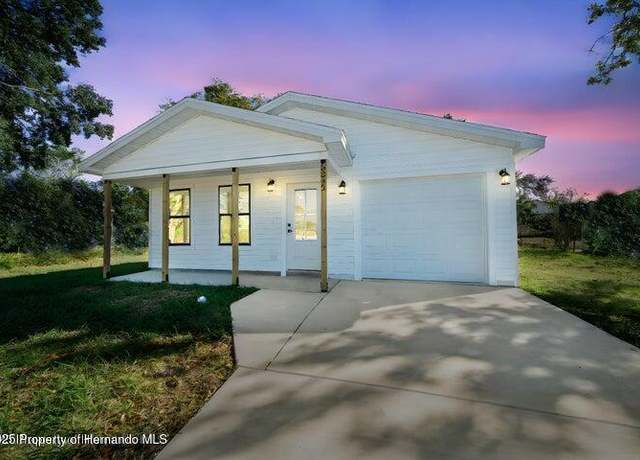 Property at 14376 Earline Ave, Weeki Wachee, FL 34614, 3 beds, 2 baths