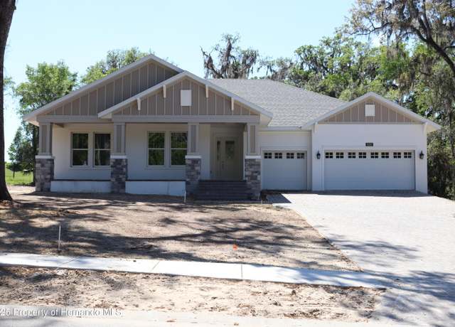 Property at 6671 Summit View Dr, Brooksville, FL 34601, 3 beds, 3 baths