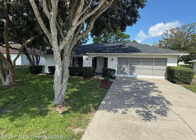 Property at 10233 Bedford Rd, Spring Hill, FL 34608, 2 beds, 2 baths