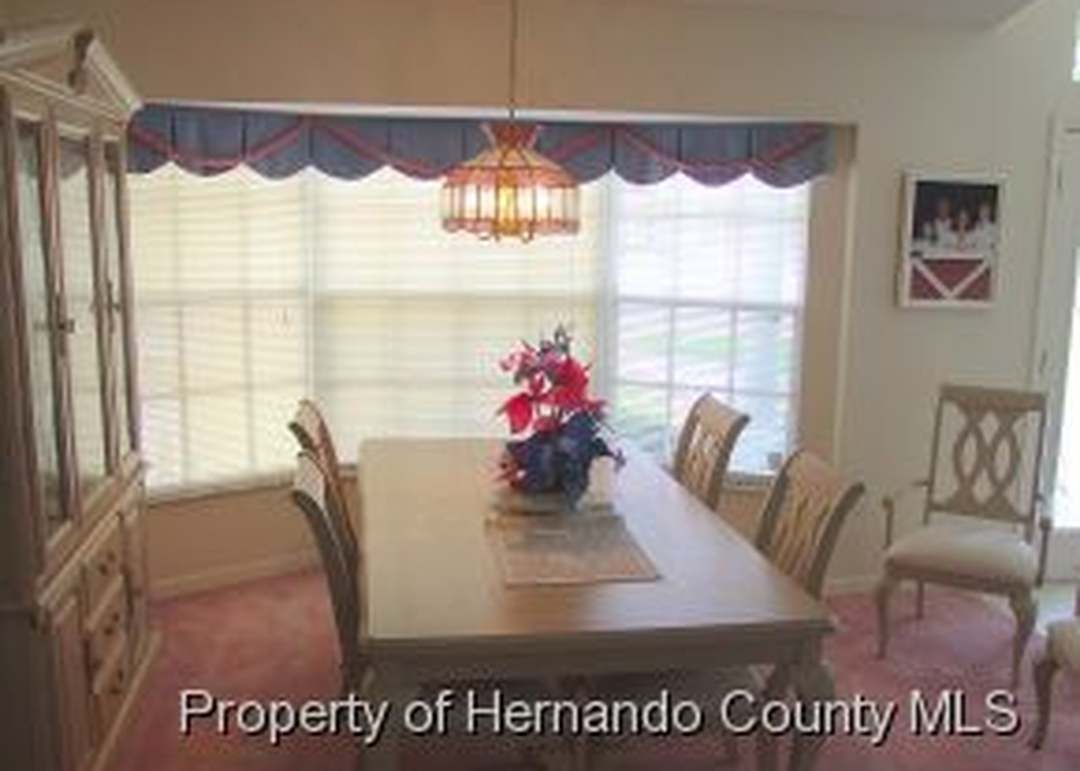 1427 Overland Dr, Spring Hill, FL 34608
