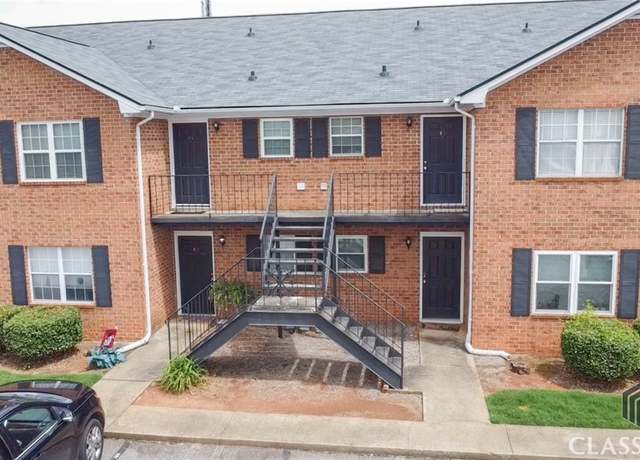 Property at 2165 Milledge Dr S, Athens, GA 30605, 2 beds, 2 baths