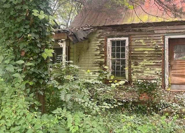 Property at 1198 W West Hancock Ave W, Athens, GA 30606, 2 beds