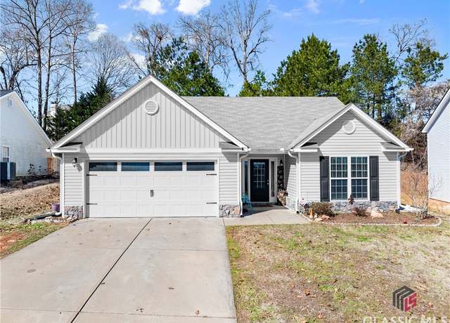 Property at 235 Jameston Dr, Jefferson, GA 30549, 3 beds, 2 baths