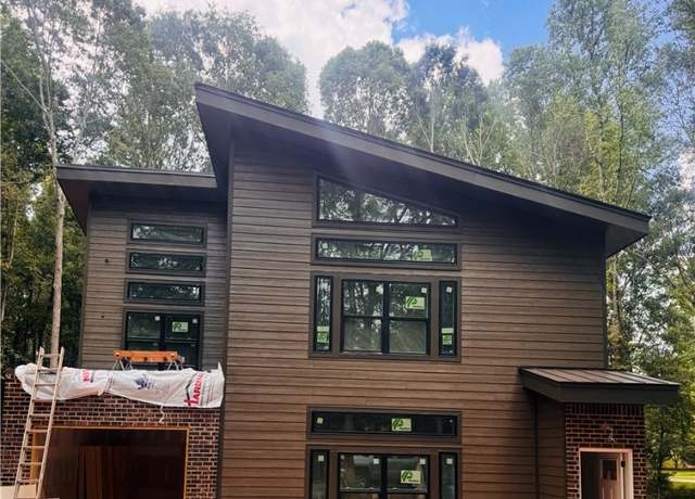 Property at 233 Bellamy Rd, Athens, GA 30607, 3 beds, 2.5 baths