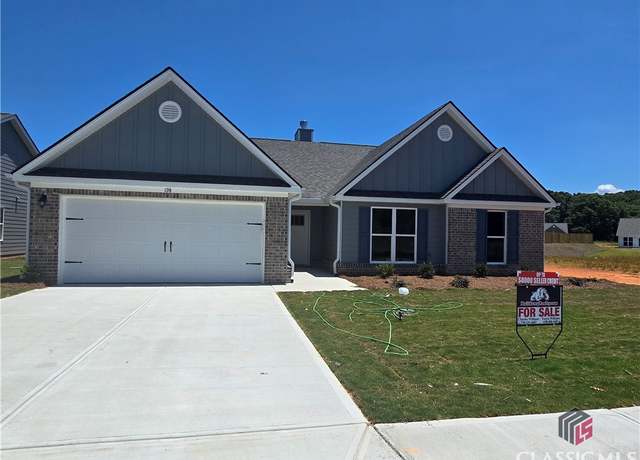 Property at 198 Champions Ln, Winder, GA 30680, 4 beds, 2.5 baths