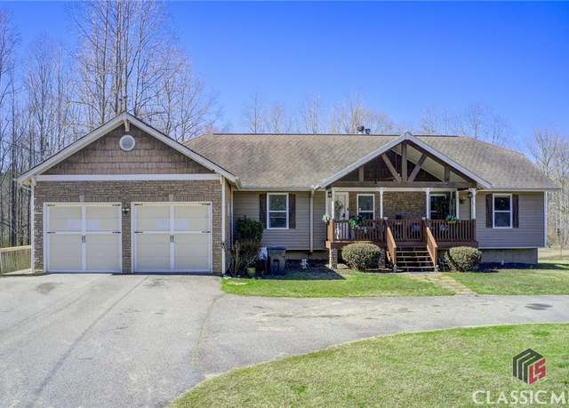 Property at 1603 Drowning Creek Rd, Dacula, GA 30019, 4 beds, 3 baths