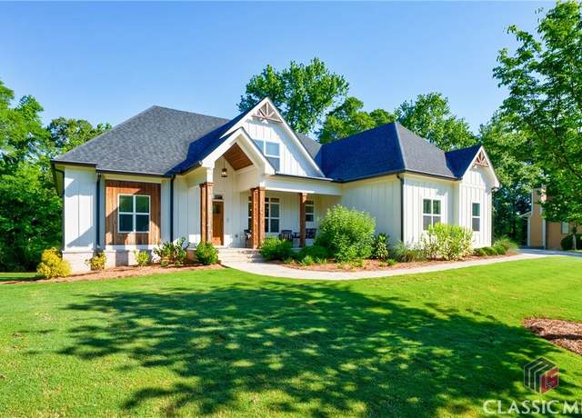 Property at 103 Village Cir, Watkinsville, GA 30677, 5 beds, 3.5 baths