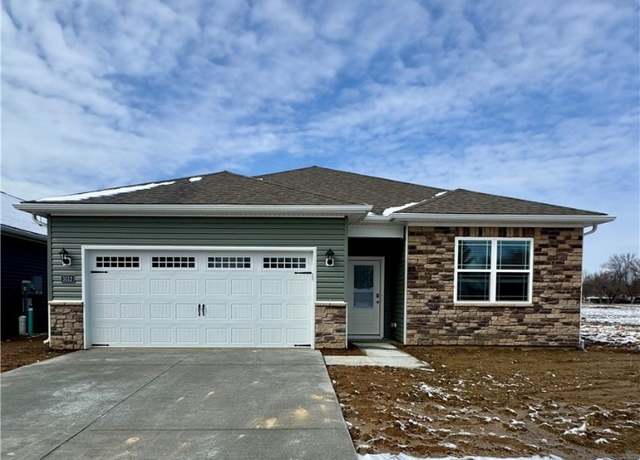 Property at 3512 Laura Dr, Jeffersonville, IN 47130, 4 beds, 2 baths