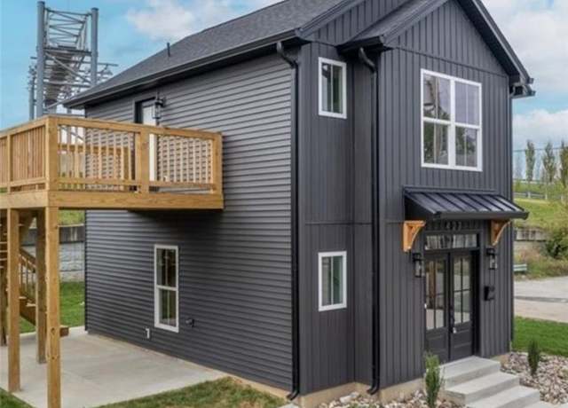 Property at 1150 S Virginia Ave, Clarksville, IN 47129, 2 beds, 1.5 baths