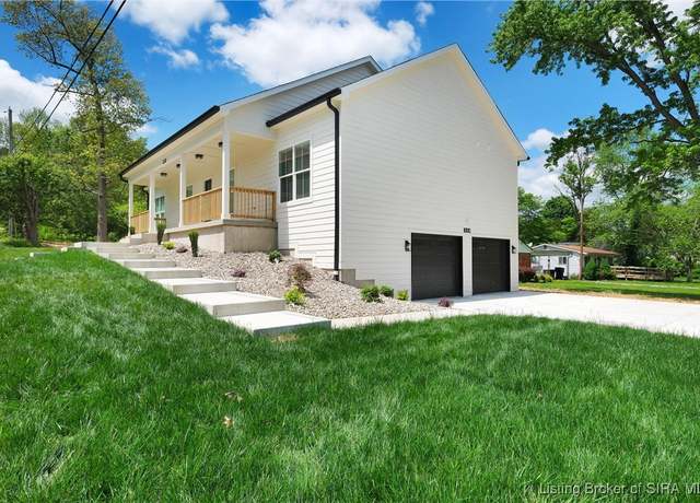 Property at 416 Lone Oak Dr, New Albany, IN 47150, 4 beds, 3 baths