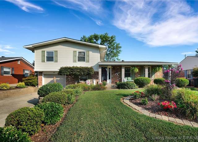 Property at 611 Evergreen Dr, Clarksville, IN 47129, 3 beds, 2 baths