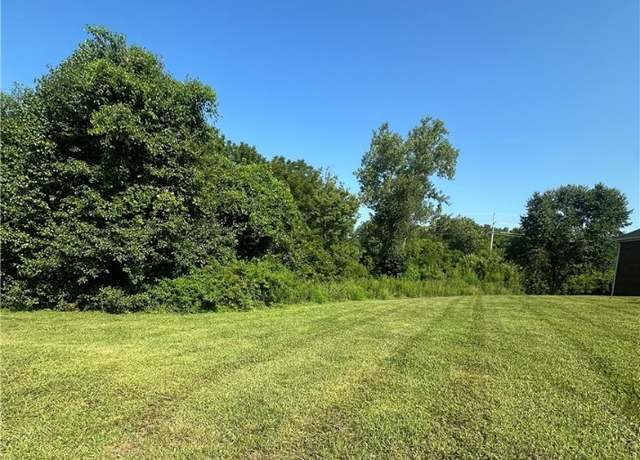 Property at 3204 New Chapel Rd, Jeffersonville, IN 47130