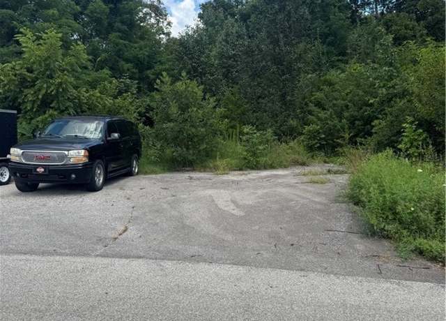 Property at 1002 Aspen Dr, Salem, IN 47167