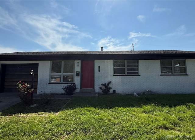 Property at 128 Hills Dr, Clarksville, IN 47129, 3 beds, 1.5 baths