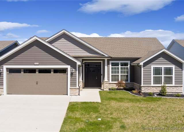 Property at 1227 Blackstone Trl, Jeffersonville, IN 47130, 3 beds, 2 baths