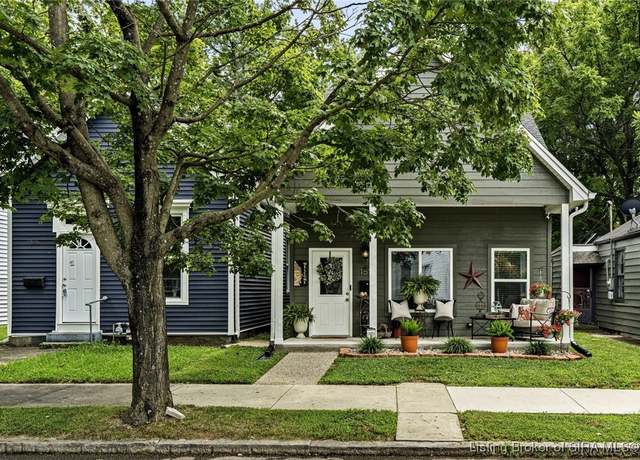 Property at 1514 Culbertson Ave, New Albany, IN 47150, 4 beds, 2.5 baths