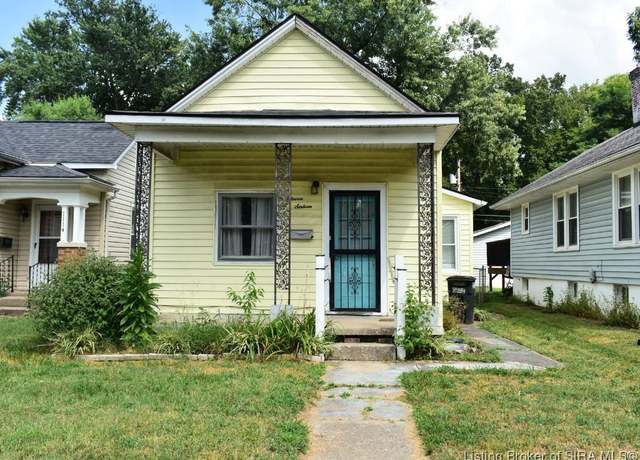 Property at 1116 S Sherwood Ave, Clarksville, IN 47129, 2 beds, 1 bath