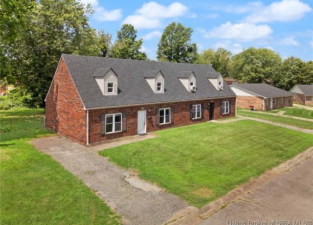 Property at 815-817 Lancelot Ct, Jeffersonville, IN 47130, 8 beds, 4 baths