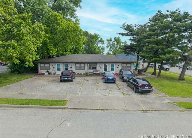 Property at 501 W 5th St, Jeffersonville, IN 47130, 4 beds, 4 baths