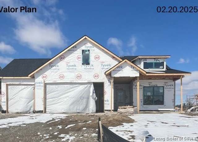 Property at 7631 Melrose Ln, Charlestown, IN 47111, 4 beds, 3 baths