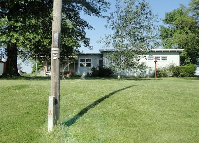 Property at 7445 Kesindale Cir SE, Elizabeth, IN 47117, 3 beds, 1 bath