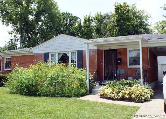 Property at 719 Roma Ave, Jeffersonville, IN 47130, 4 beds, 1 bath