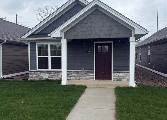 Property at 2105 Willow St, New Albany, IN 47150, 2 beds, 1 bath
