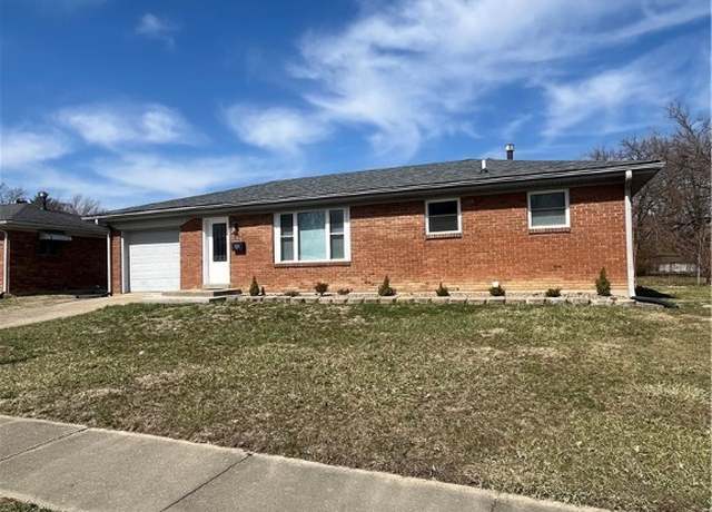Property at 321 Country Club Dr, New Albany, IN 47150, 3 beds, 1 bath