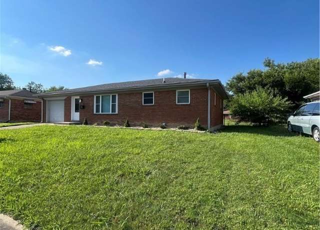 Property at 321 Country Club Dr, New Albany, IN 47150, 3 beds, 1 bath