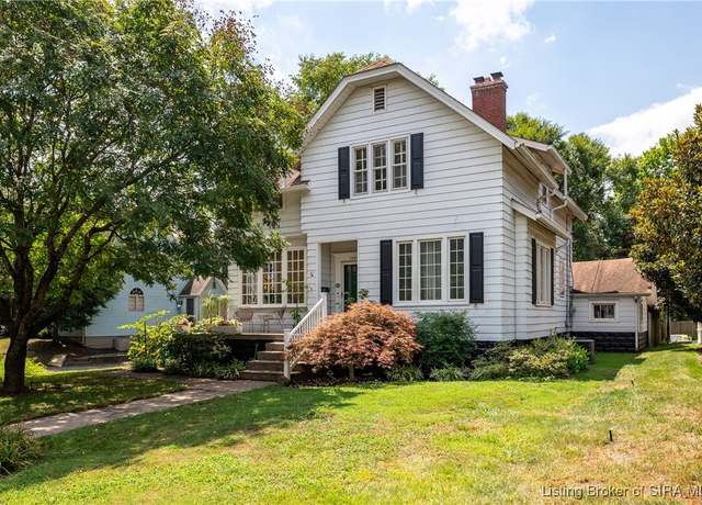 Property at 1225 Beechwood Ave, New Albany, IN 47150, 3 beds, 1.5 baths
