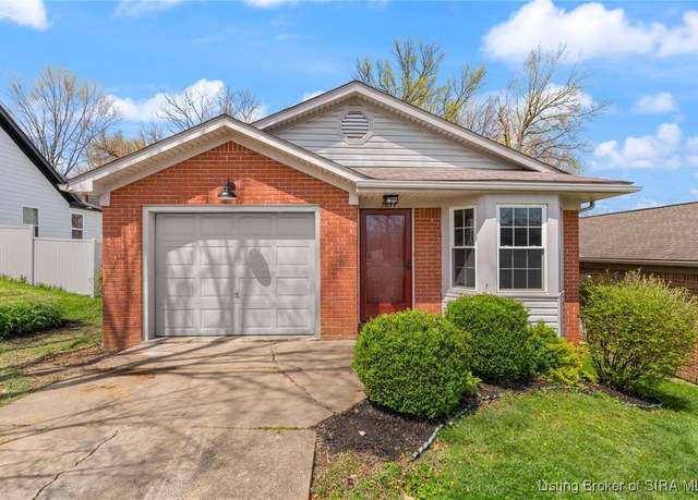 Property at 3837 Fiske Ave, New Albany, IN 47150, 4 beds, 2.5 baths