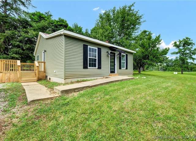 Property at 4945 W Rouck Rd, New Albany, IN 47150, 2 beds, 1 bath