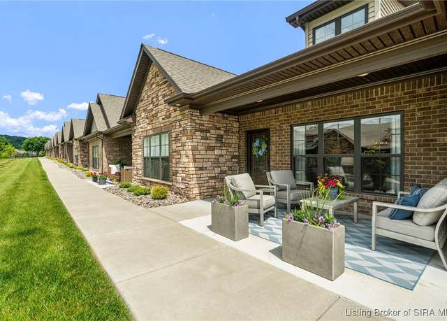 Property at 902 Glenwood Gardens Dr, Sellersburg, IN 47172, 2 beds, 2 baths