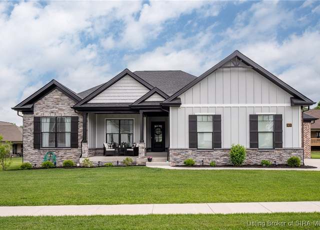 Property at 3031 Masters Dr, Floyds Knobs, IN 47119, 4 beds, 3 baths