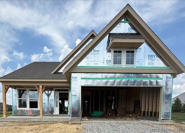 Property at 2007 Augusta Pkwy, Henryville, IN 47126, 3 beds, 3 baths