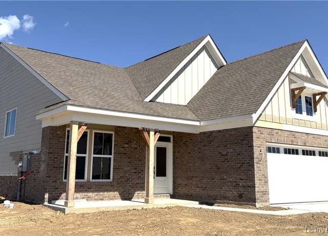 Property at 2007 Augusta Pkwy, Henryville, IN 47126, 3 beds, 3 baths